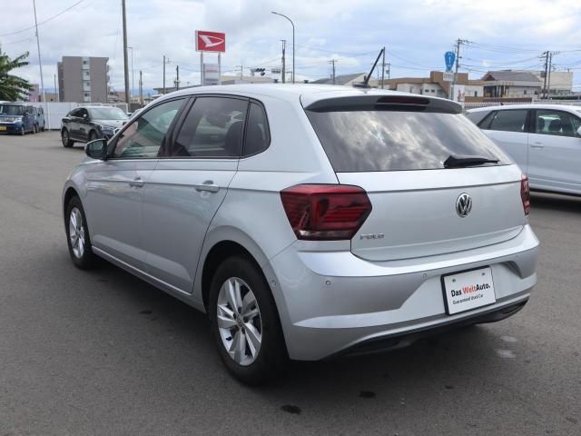 VolksWagen POLO 2020-07 22658-9