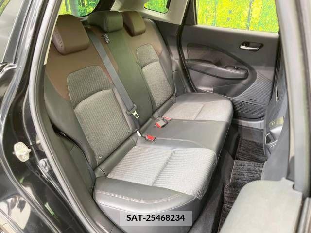 Nissan AURA 2021-12 261495-9