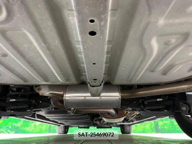 Toyota NOAH 2017-03 216289-19