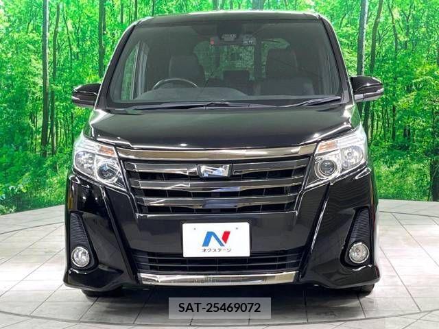 Toyota NOAH 2017-03 216289-14
