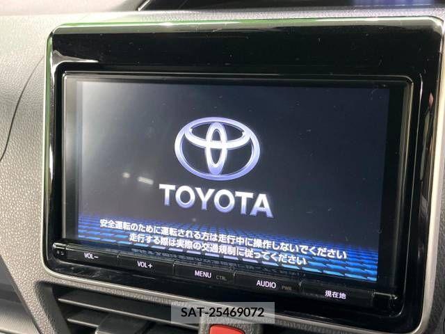 Toyota NOAH 2017-03 216289-3