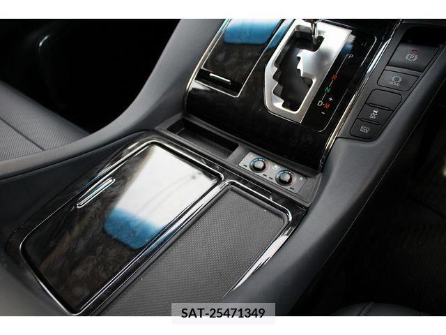 Toyota ALPHARD 2020-02 378792-20