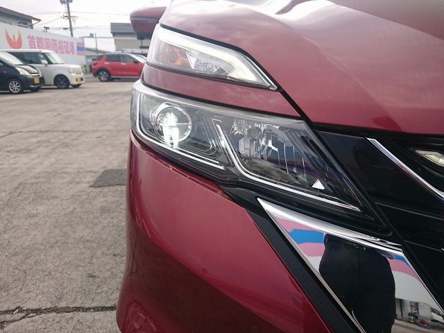 Nissan SERENA 2016-12 21477-26