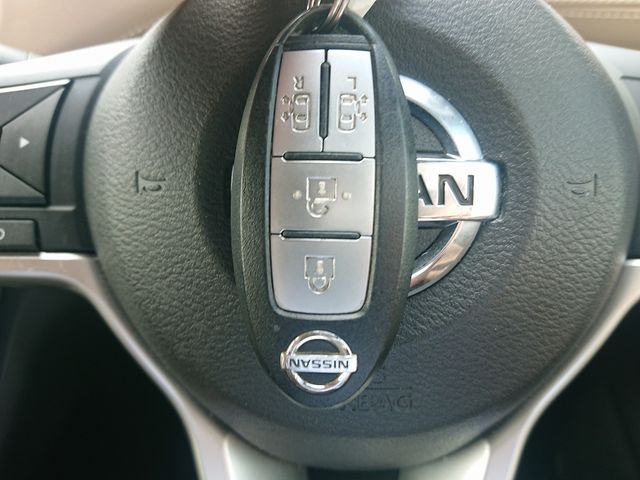 Nissan SERENA 2016-12 21477-11