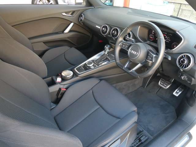 Audi TT 2015-12 9447-10