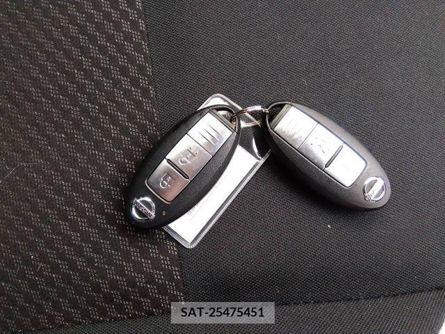 Nissan NOTE 2017-01 217725-8
