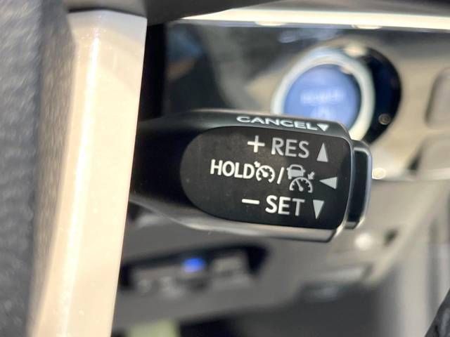 Toyota PRIUS 2016-09 6897-5