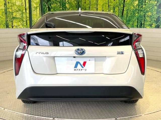 Toyota PRIUS 2016-09 6897-15