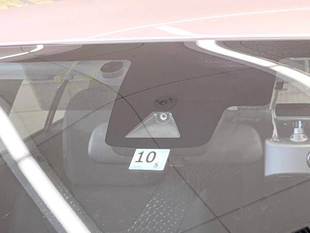 Toyota PRIUS 2016-09 6897-4