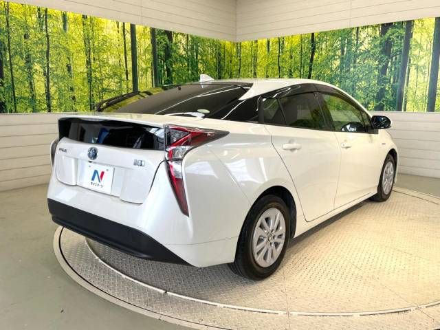 Toyota PRIUS 2016-09 6897-17