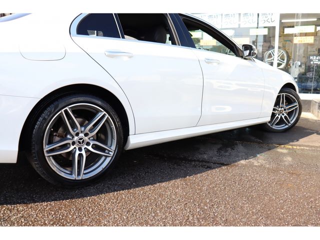 Mercedes Benz E-CLASS 2018-01 188015-23