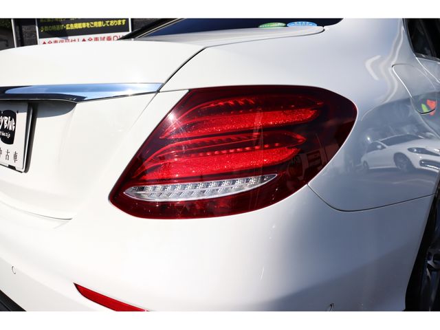 Mercedes Benz E-CLASS 2018-01 188015-21