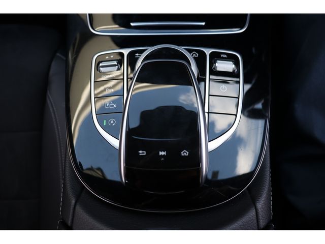 Mercedes Benz E-CLASS 2018-01 188015-14