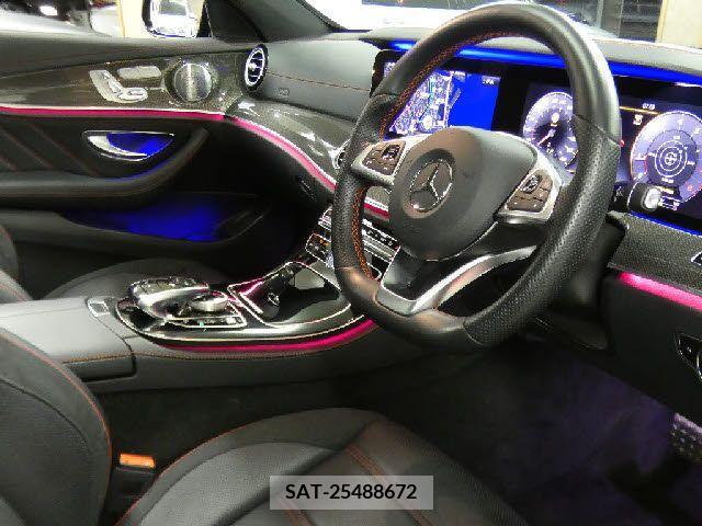 Amg E-CLASS 2018-02 260009-11