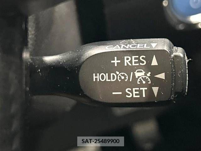 Toyota PRIUS 2019-12 235029-5