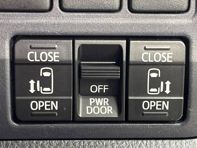 Toyota VOXY 2014-09 14743-4