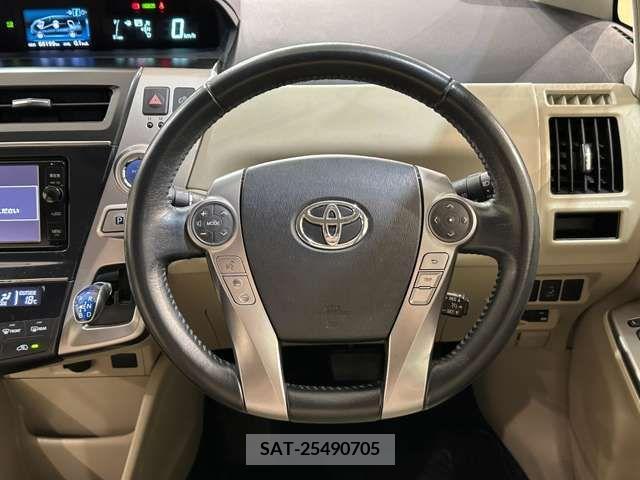 Toyota PRIUS ALPHA 2015-02 282461-13