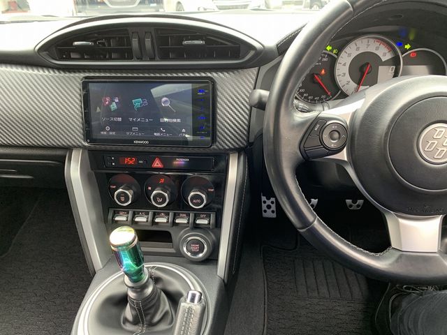 Toyota 86 2018-08 28068-23
