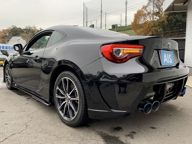 Toyota 86 2018-08 28068-7