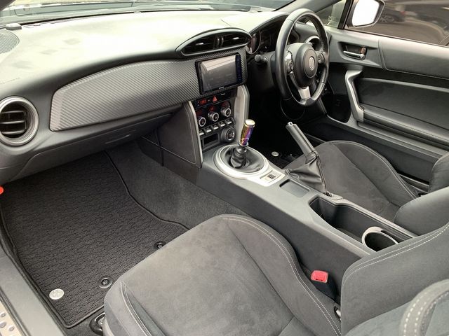 Toyota 86 2018-08 28068-19