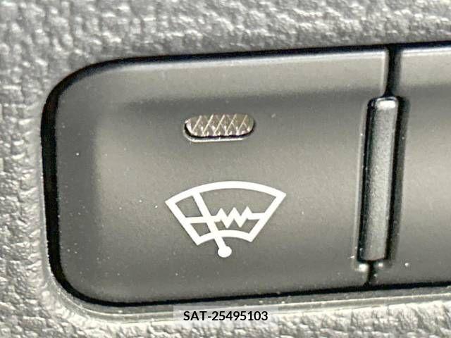 Toyota PRIUS 2019-05 379441-5