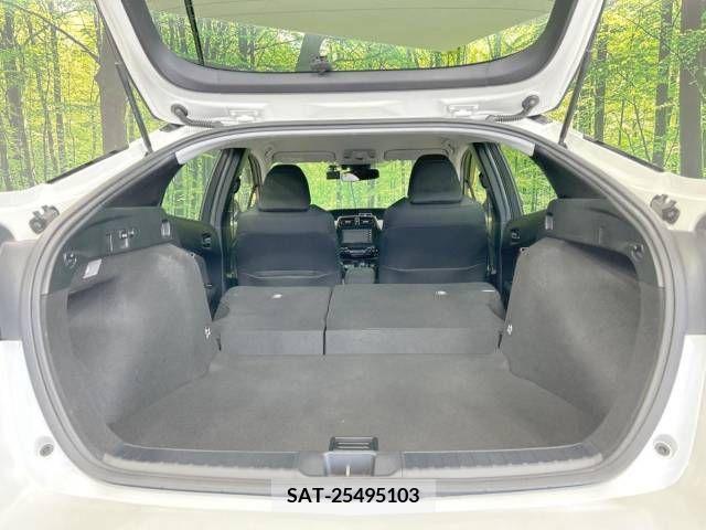 Toyota PRIUS 2019-05 379441-10