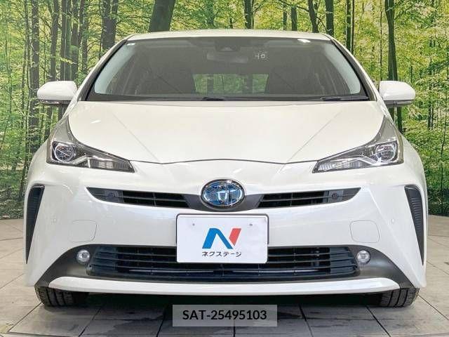 Toyota PRIUS 2019-05 379441-14