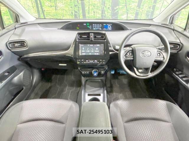 Toyota PRIUS 2019-05 379441-1