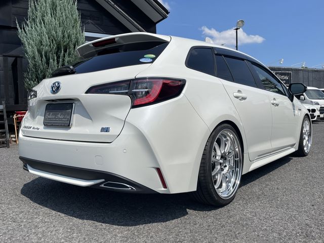 Toyota COROLLA TOURING 2020-09 10130-1