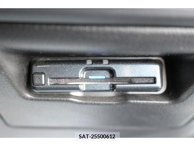 Mazda MAZDA3 2019-07 221224-4