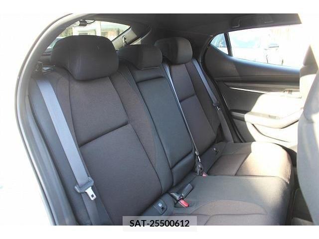 Mazda MAZDA3 2019-07 221224-13