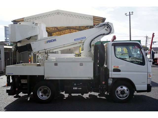 Mitsubishi CANTER 2017-09 184063-4
