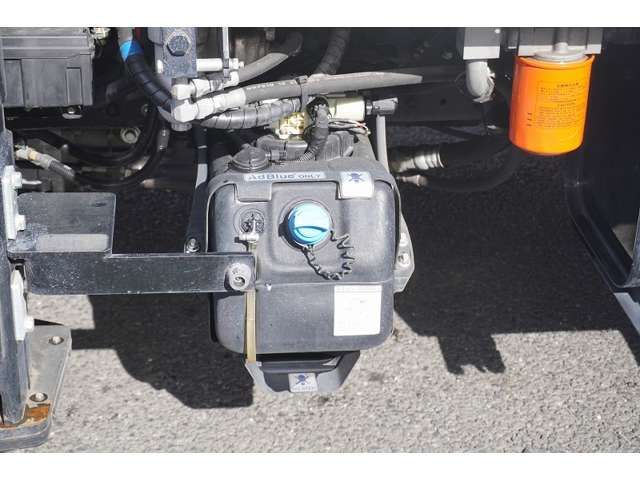 Mitsubishi CANTER 2017-09 184063-14