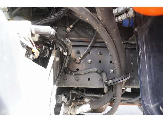 Mitsubishi CANTER 2017-09 184063-10