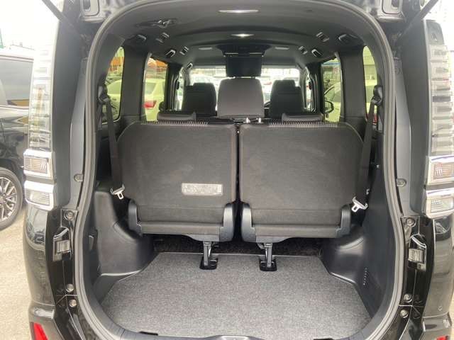 Toyota VOXY 2019-01 5320-3