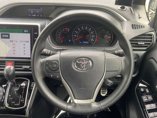 Toyota VOXY 2019-01 5320-5