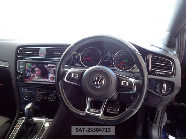 VolksWagen GOLF VARIANT 2015-06 370703-10