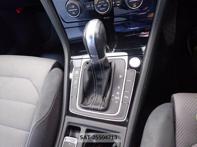 VolksWagen GOLF VARIANT 2015-06 370703-16