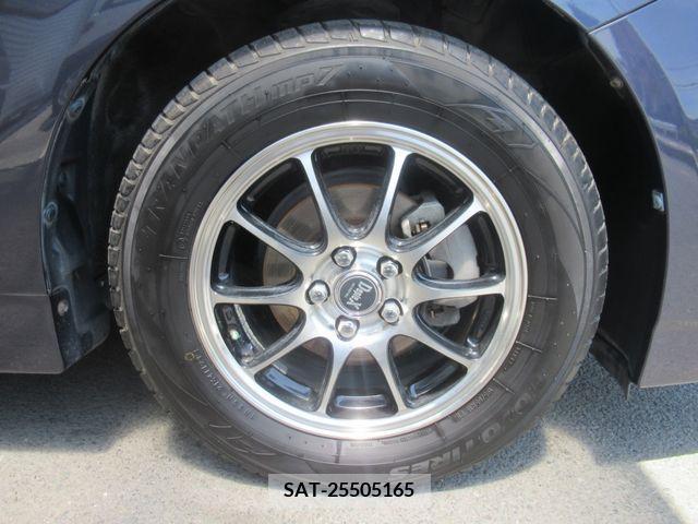 Toyota PRIUS 2011-07 326928-13