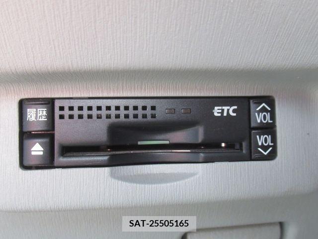 Toyota PRIUS 2011-07 326928-21