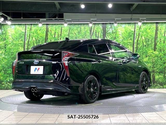Toyota PRIUS 2017-04 218277-17