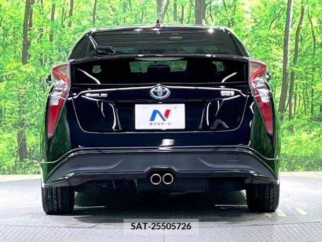 Toyota PRIUS 2017-04 218277-15