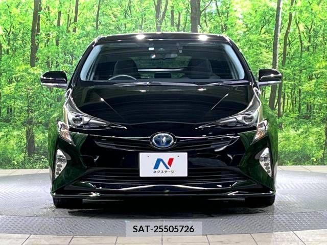 Toyota PRIUS 2017-04 218277-14