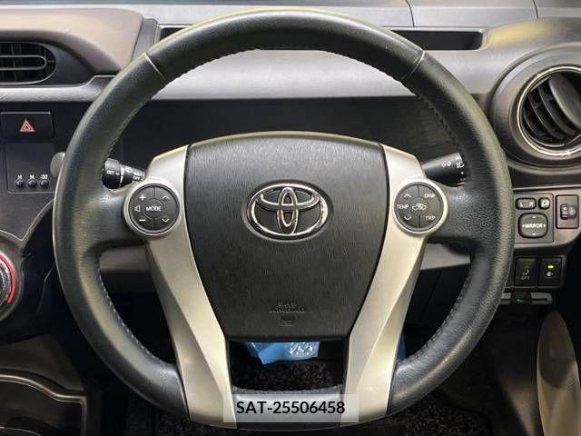 Toyota AQUA 2013-11 291809-11
