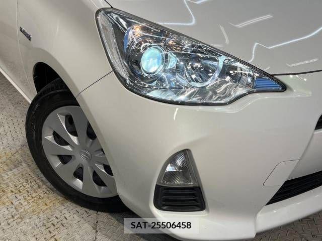 Toyota AQUA 2013-11 291809-12