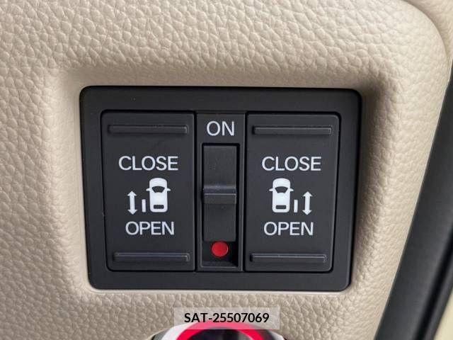 Honda N BOX 2017-12 345553-5