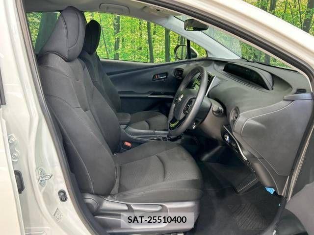 Toyota PRIUS 2021-02 376445-8