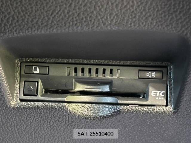 Toyota PRIUS 2021-02 376445-7