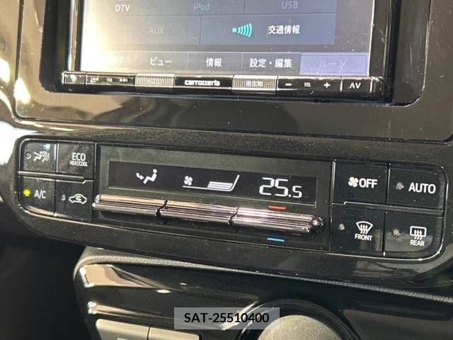 Toyota PRIUS 2021-02 376445-6