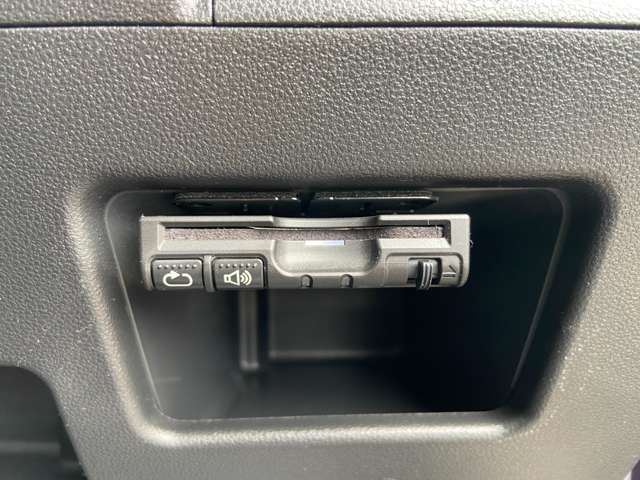 Daihatsu TANTO CUSTOM 2017-01 7724-12